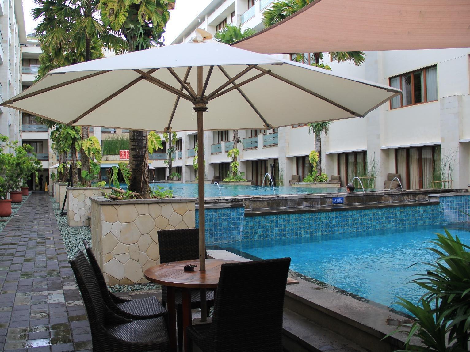 Kuta Reef Apartments Екстер'єр фото